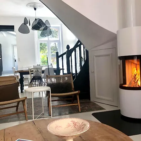 別荘 La 1879, 50 M Plage, Jardin, Deco Soignee
